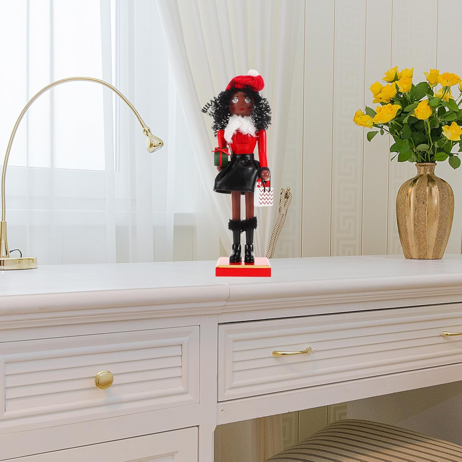 Wooden Nutcracker Figurine Women Ornament Holiday Nutcracker Decoration Christmas Party Scene Desktop Xmas Decor 1pcs