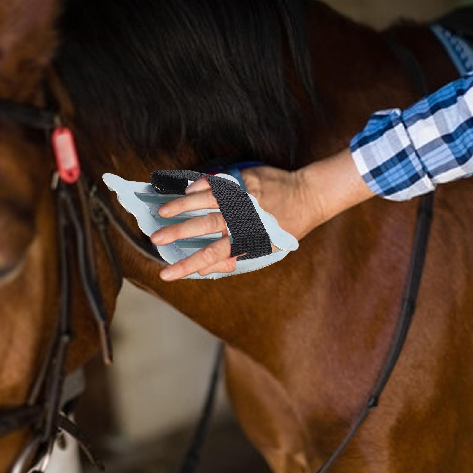 Greensen Cepillo para el Aseo del Caballo, Peine de Acero Inoxidable para el Cuidado del Pelaje Equino con 4 Filas de Dientes Densos para Eliminar Pelo Suelto