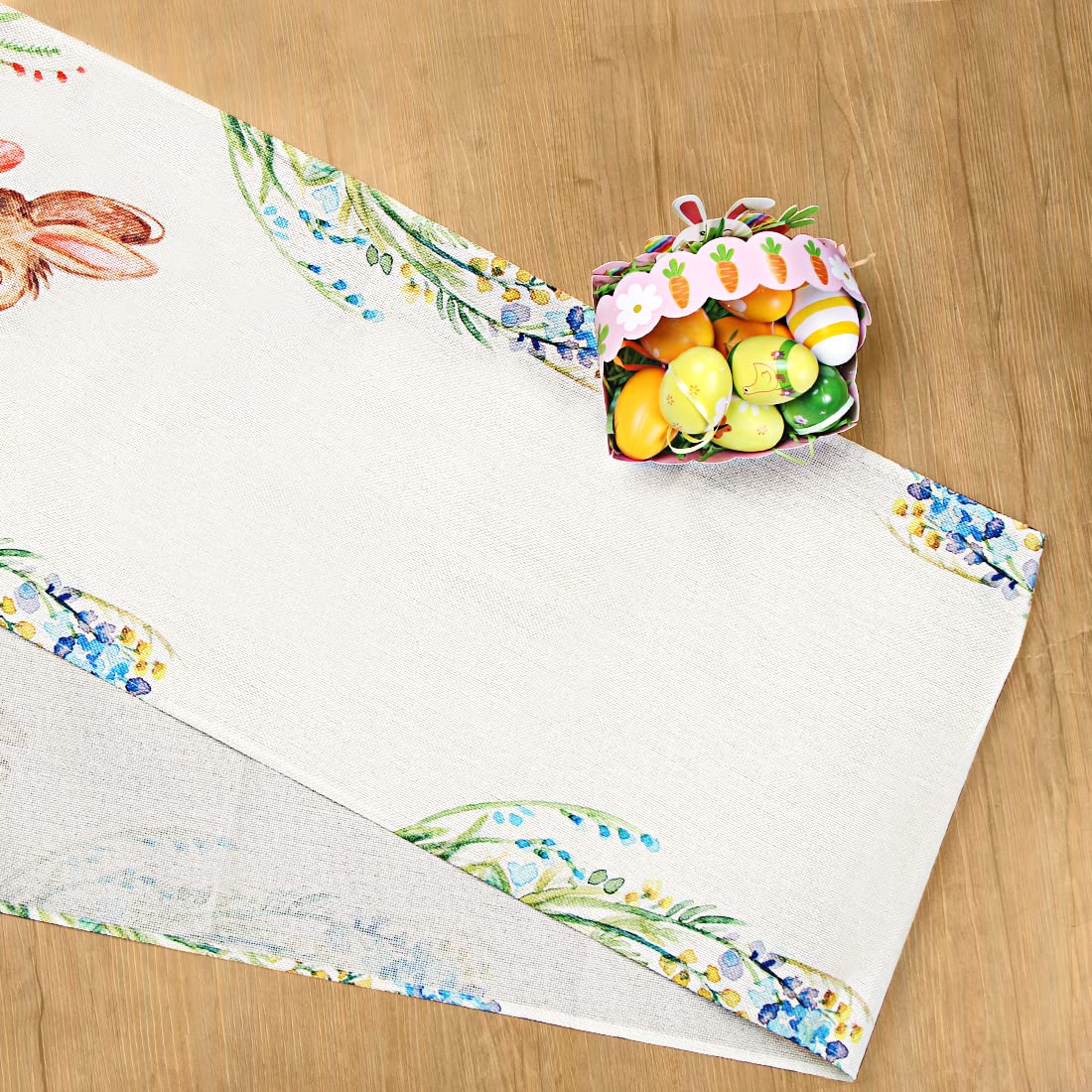 KEVA Runner Da Tavola Pasquale Lungo 182,9 Cm - Ricamato Con Coniglietti Scozzesi, Fiori E Farfalle - 33x183 Cm