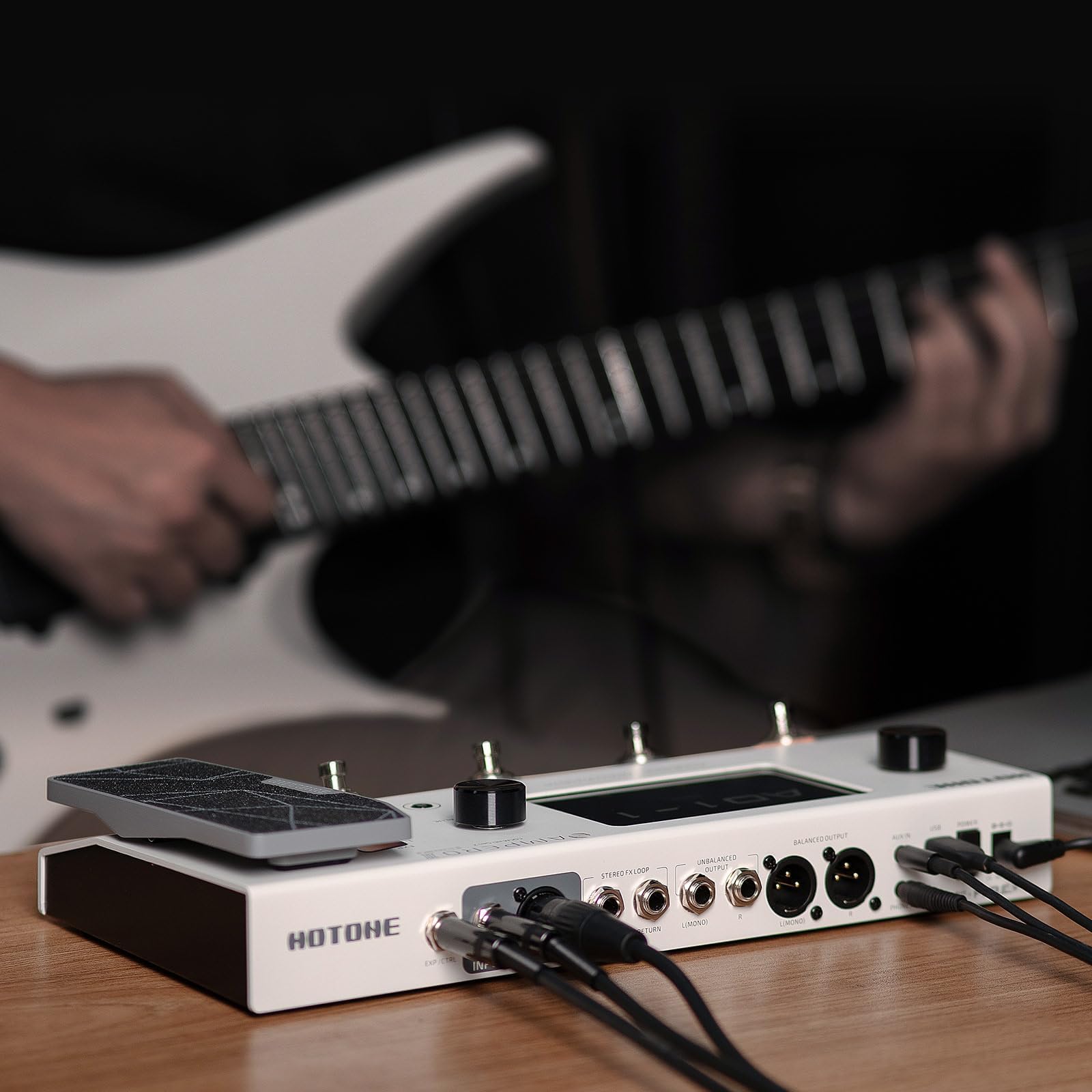 Pedale HOTONE multieffetto a doppio effetto con pedale d’espressione FX Loop MIDI I/O Interface Touch Screen Ampero II (include 10 pezzi aggiuntivi per switch)