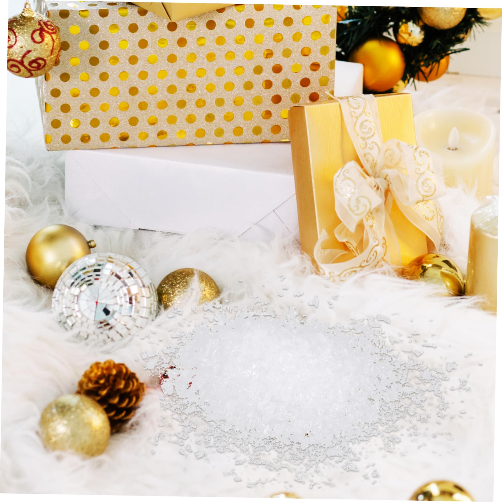 KOMBIUDA 1pack Decorative Fake Snow for Christmas Realistic Snowflake Decoration for Holiday Scenes Versatile Use for Lightweight Easy to Carry Approx