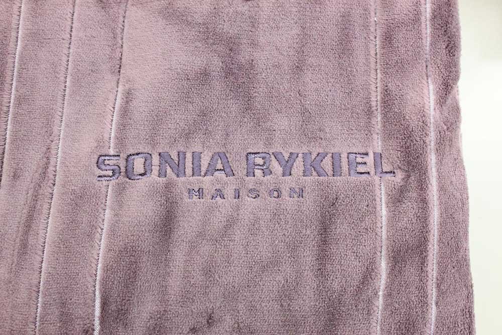 Amazon｜SONIA RYKIEL シール織り毛布 ベッド用 シングル パープル 1
