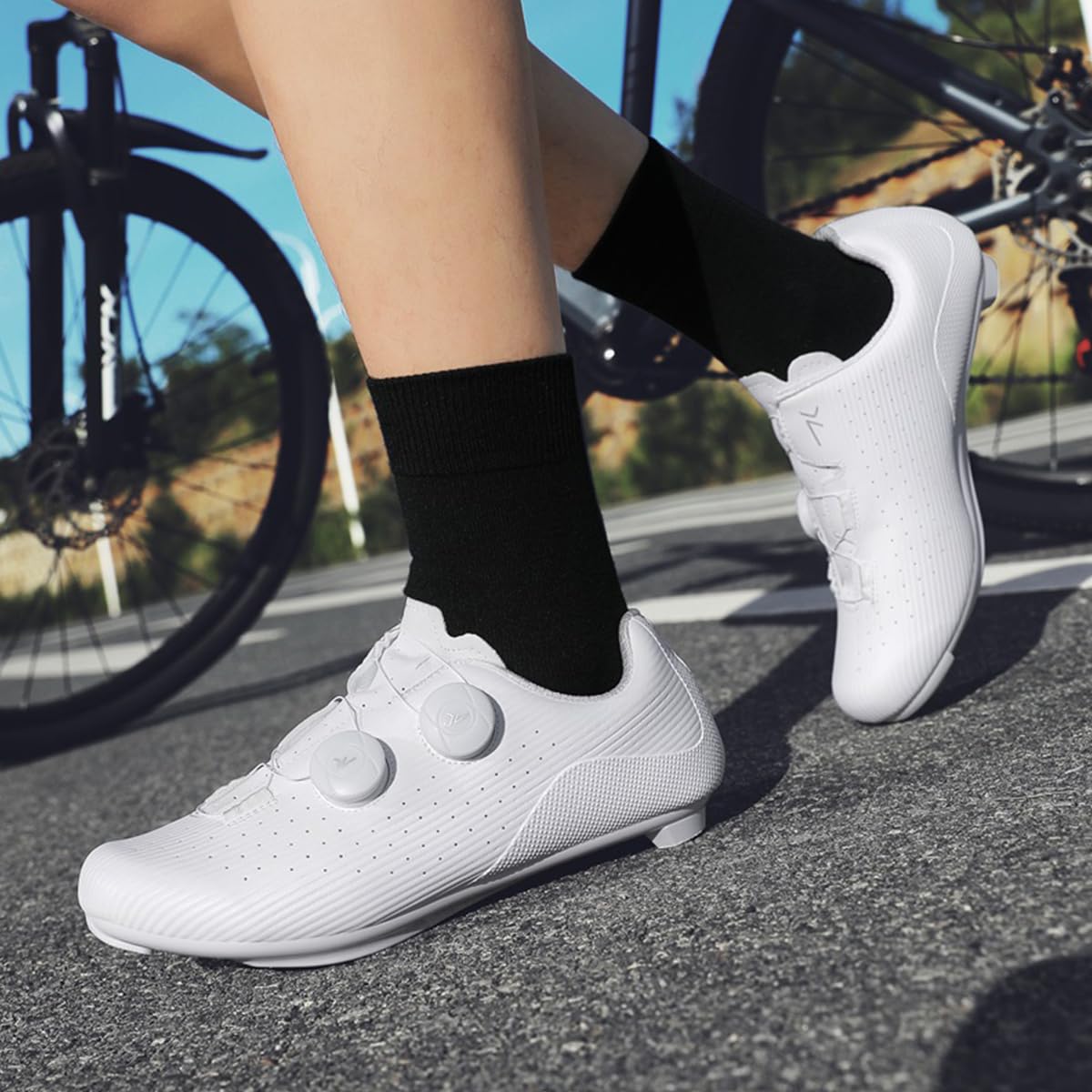 Rennrad Fahrradschuhe für Herren – Carbonsohle mit Drehverschluss Atmungsaktiv & Stoßdämpfend Radsportschuhe kompatibel mit SPD, SPD-SL & Look Delta Pedalen