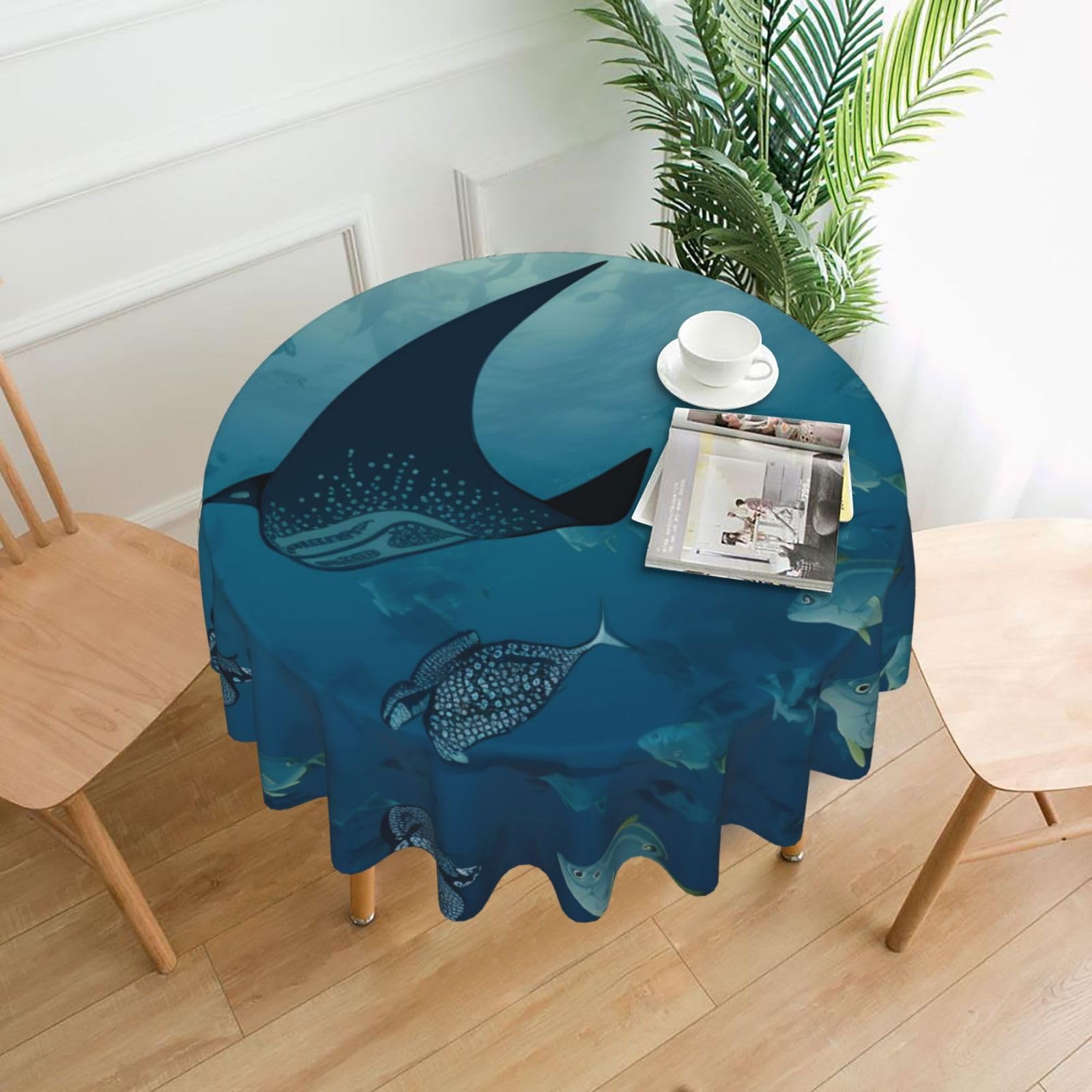 WPKJU Manta Ray and Fish Printed Round Tablecloth 60 in Water Resistant Table Cover Washable Table Cloth for Dining Tables