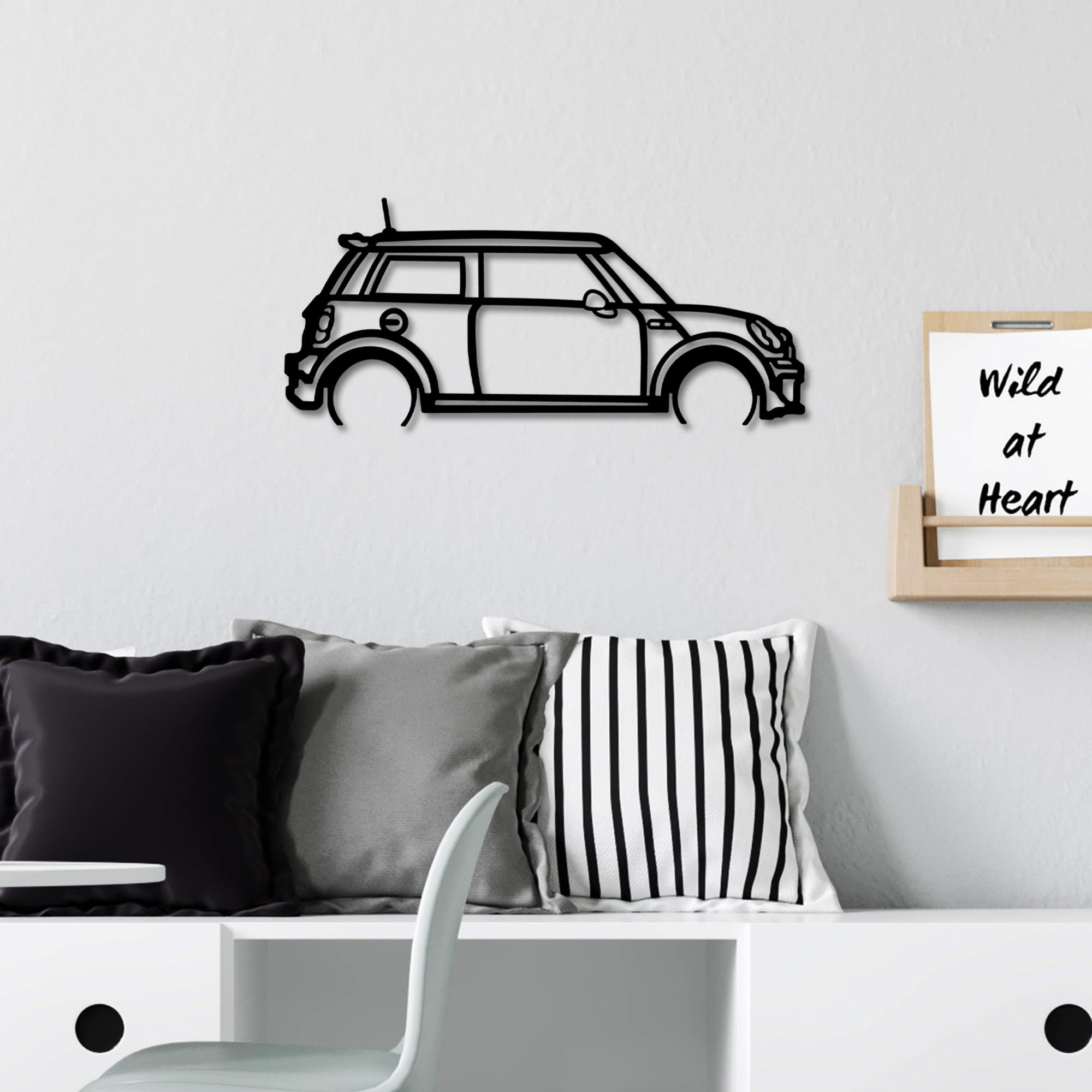 Stylish Black Decorative Metal Wall Accessory, 73 x 33 cm, 100% Metal, 1.5 mm Thickness, Lightweight & Modern Design for Home Decor