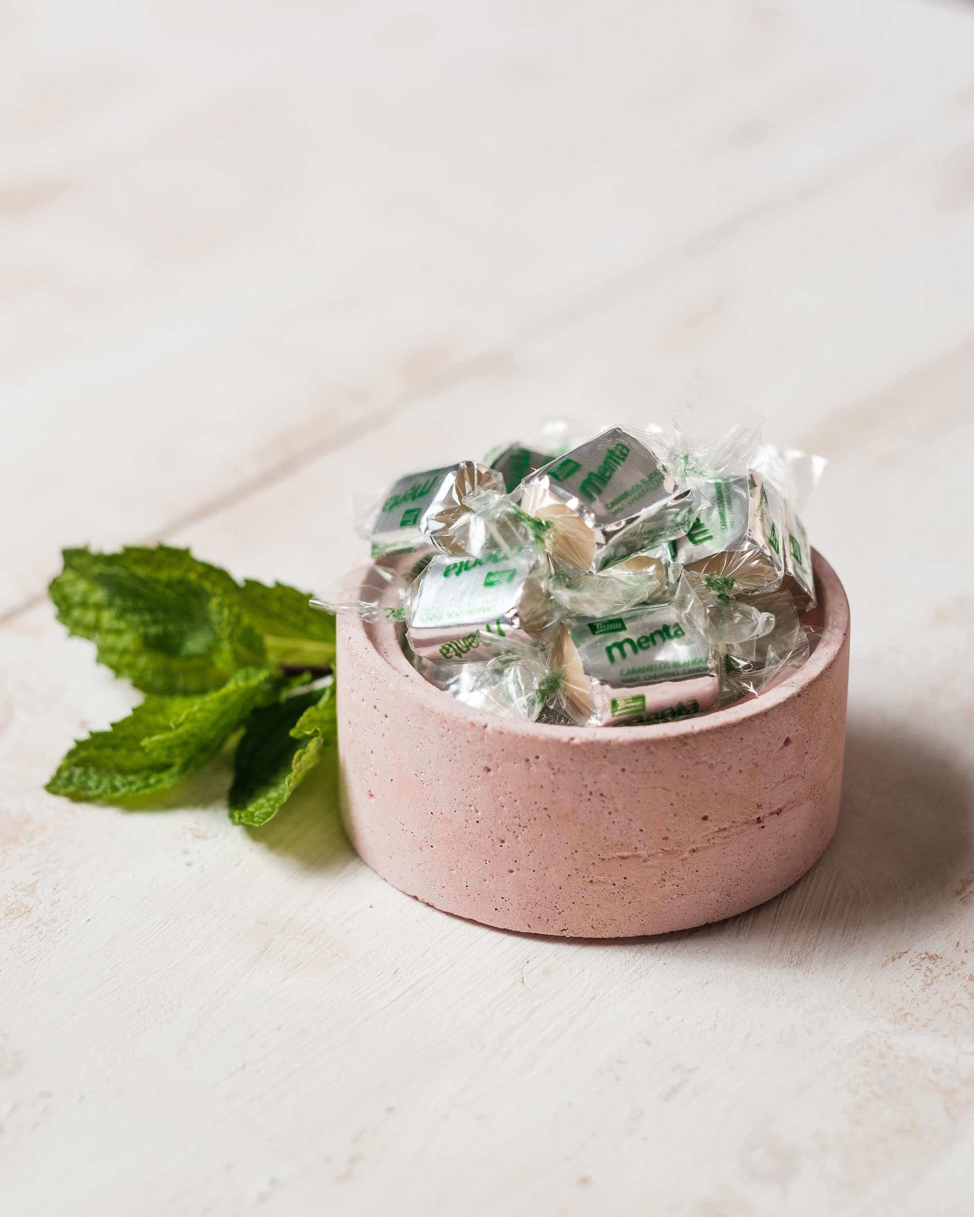 Tirma Caramelos de Menta | Caramelos Masticables de Menta | Caramelos sin Gluten | Bolsa de Golosinas de Menta Blandos | Envasados Individualmente | 125 g