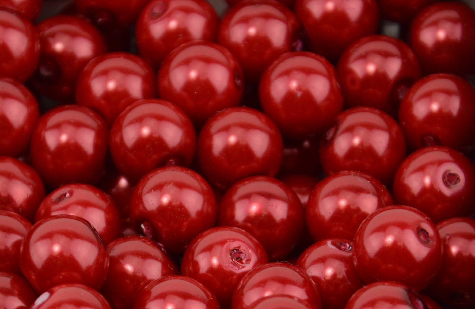 Box Displays Red 100 Pieces 8Mm Round Glass Pearl Beads - Colour Choice