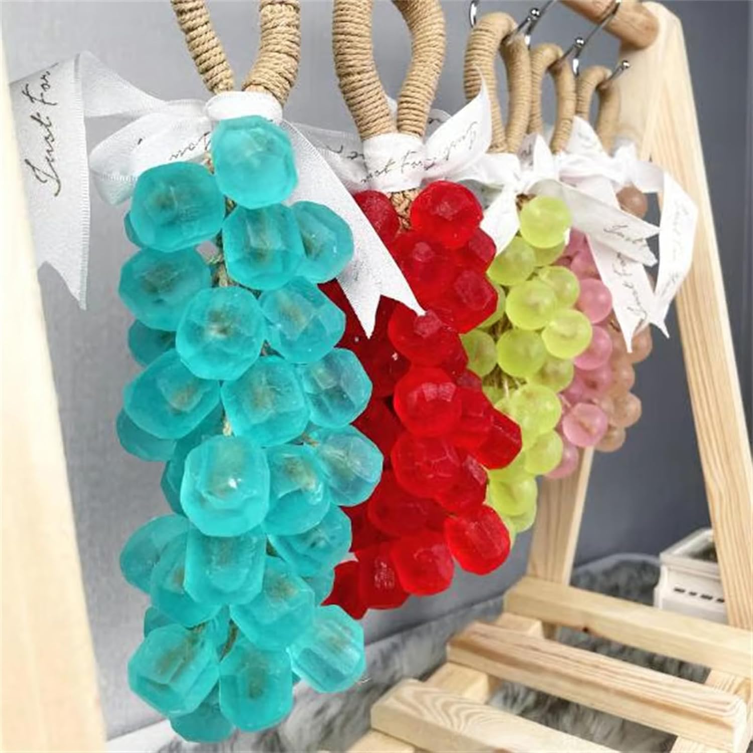 Personalized Original Handmade Crystal Grape Soap, Grape Soap DIY Kit on a Rope, Realistic Grapes Bunch Soaps Fragrance Cleaning for Bath & Gifts (1, A Set(6 colors))