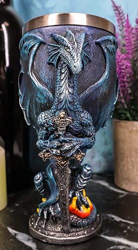 Miniatura 2 de Ebros - Dragón alado de fuego divino azul celestial con espada Excalibur, copa de cáliz de vino, capacidad de 7 onzas, resina con forro de acero