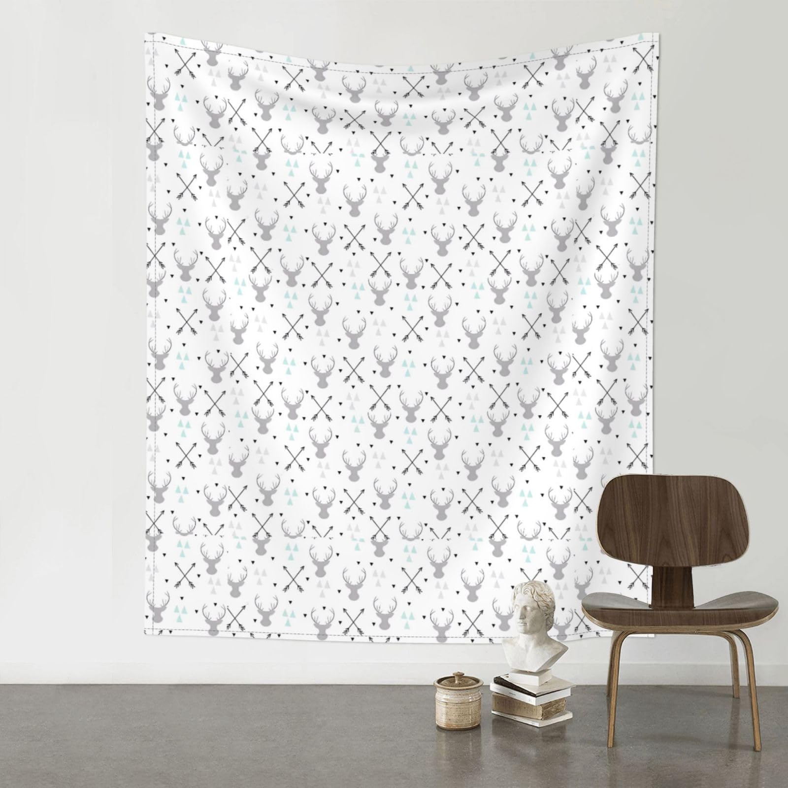 YYHWHJDE Hunting Arrows Triangles Deer Prints Wall Tapestry 60x51in - High-Grade Polyester Throw for Dorm Room Decor, Beach Blankets & Home Accent