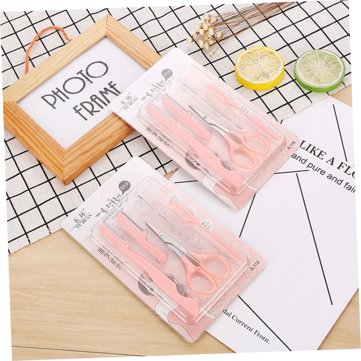 OSOLADY 5pcs Set Eyebrow Razor Kit for Women Razors for Face Facial Hair Remover Random Color