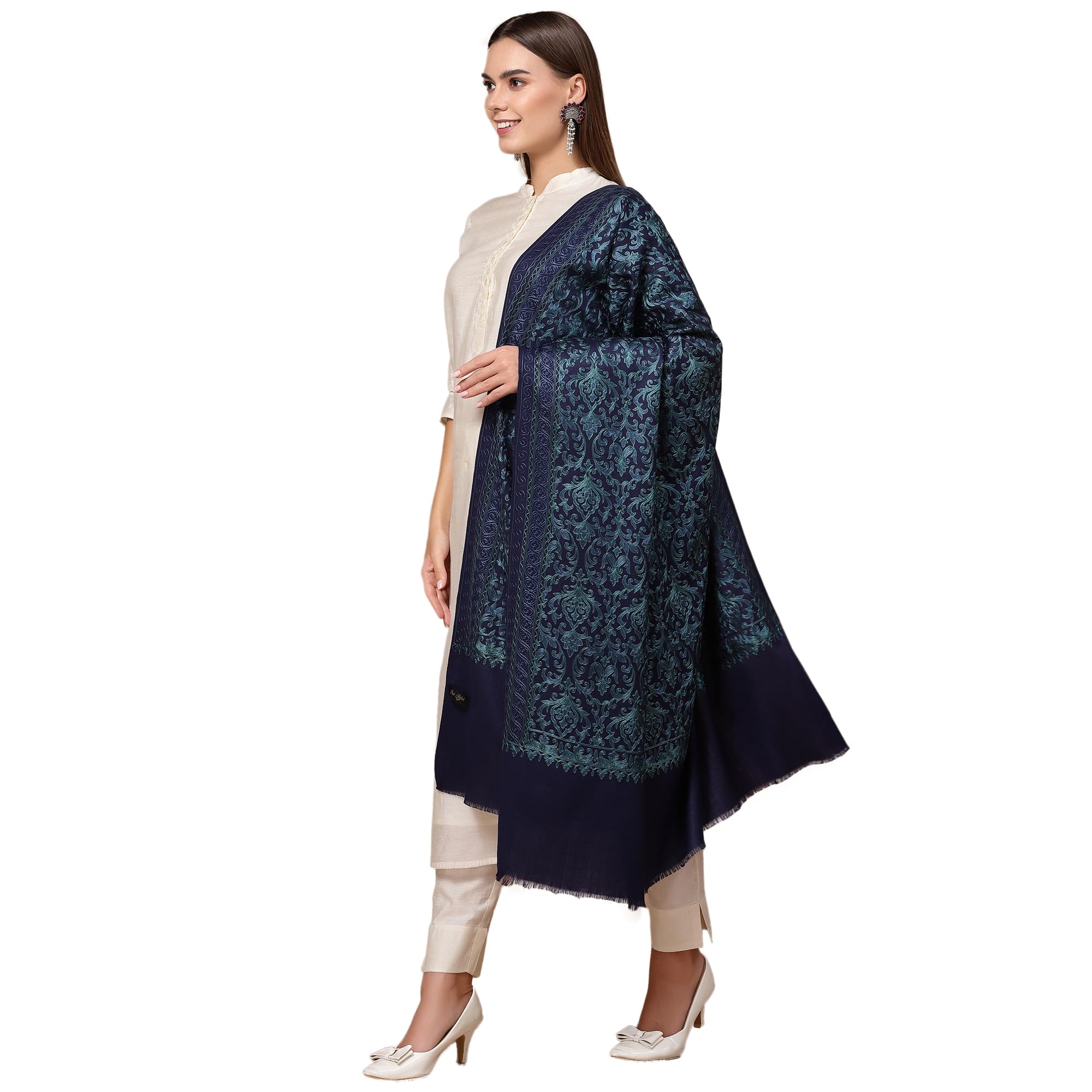 swi with label Women Fashion Scarf-picture-40