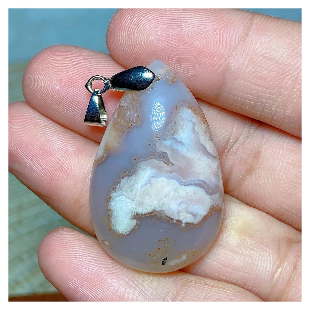 Agate naturelle fleur pour égayer une maison sombre