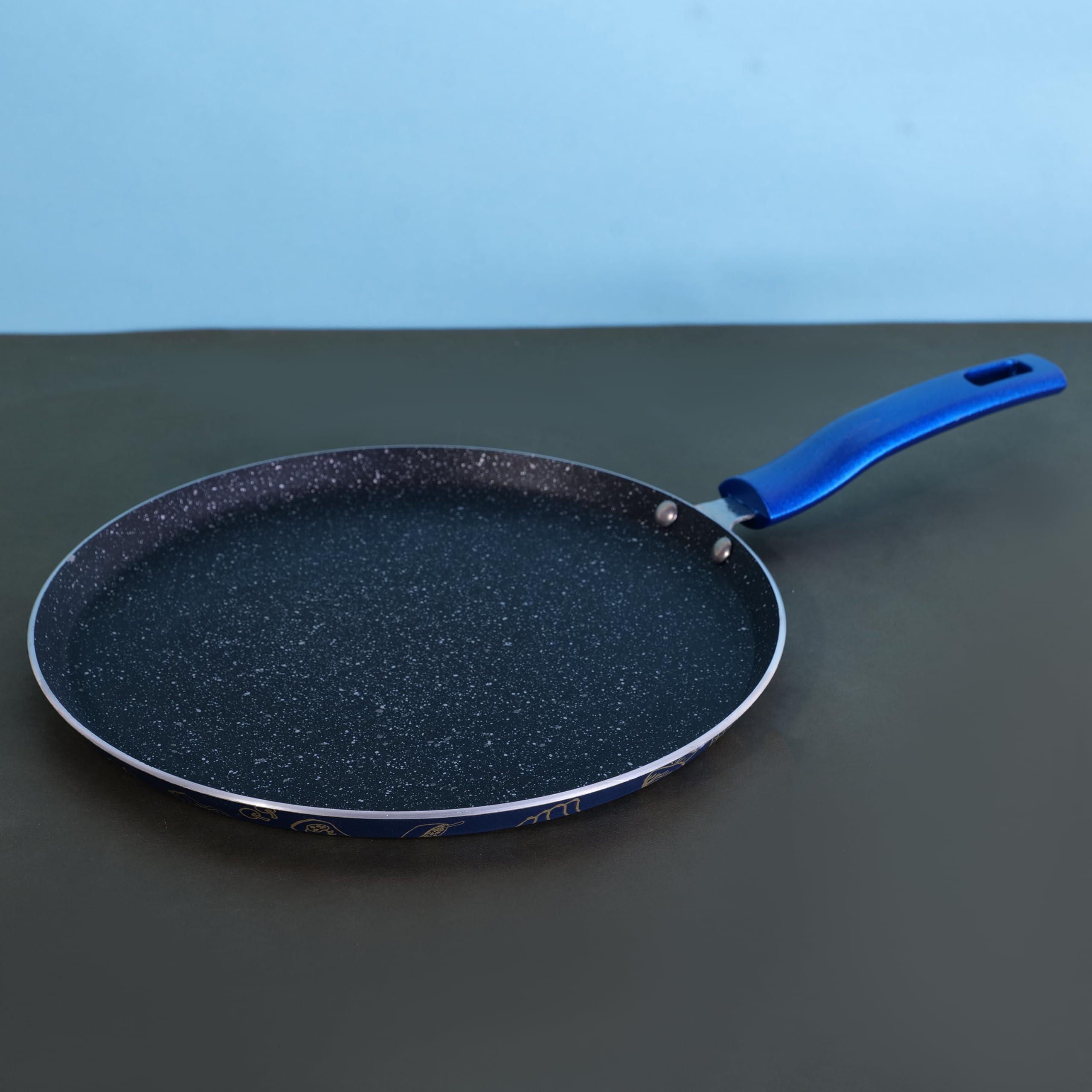 Bombay Kookware - Non Stick Dosa Tawa, Bakelite Handle | 28 cm Diameter, 3MM Thickness | Aluminium Gas Stove Compatible | Printed Doodle Design Blue Color | Pack of 1