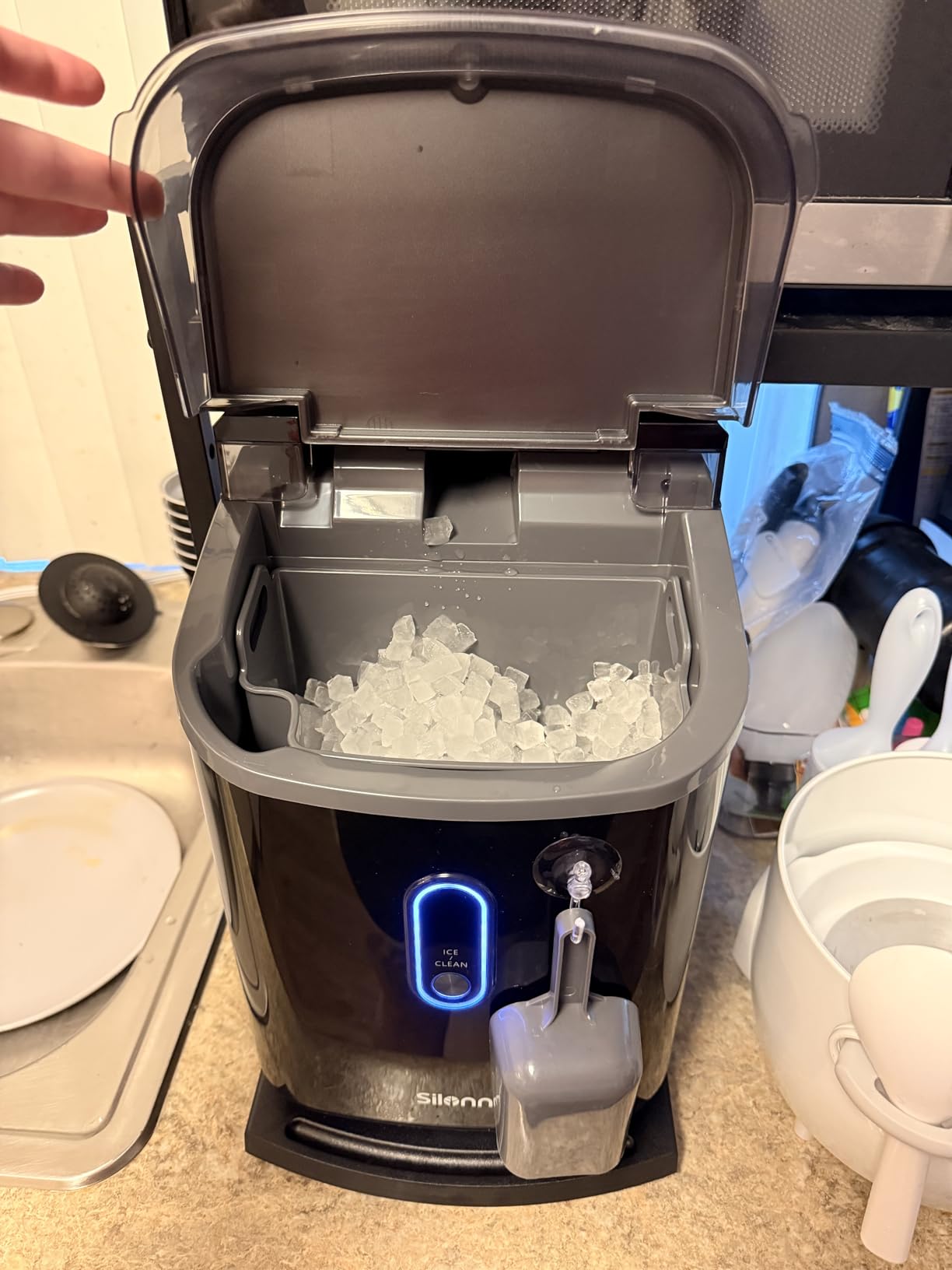 Great ice maker