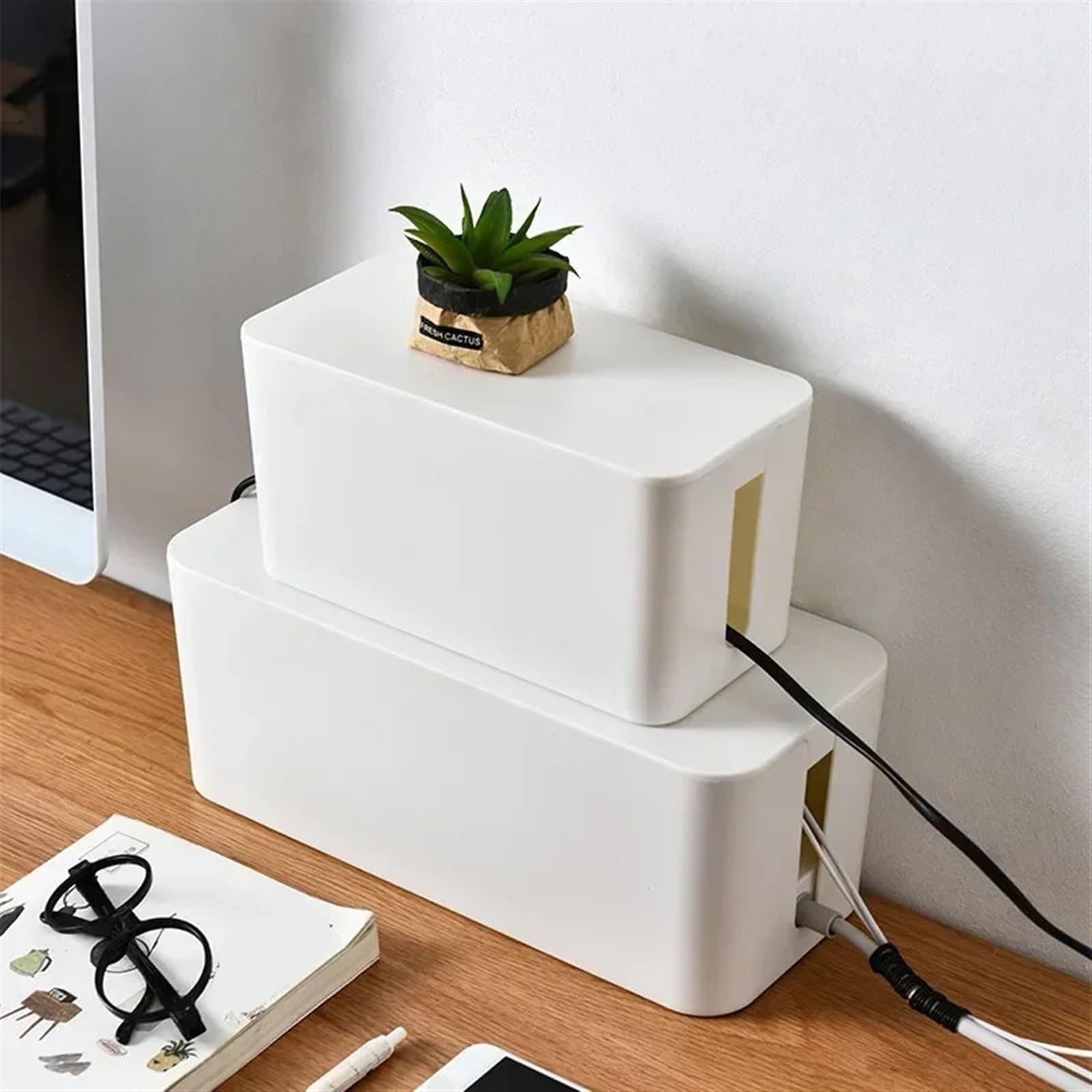 Caja de almacenamiento cables Tablero alimentación Gestión Regleta enchufes Estuche for Cargador polvo Organizador Caja para cables(Black-m)