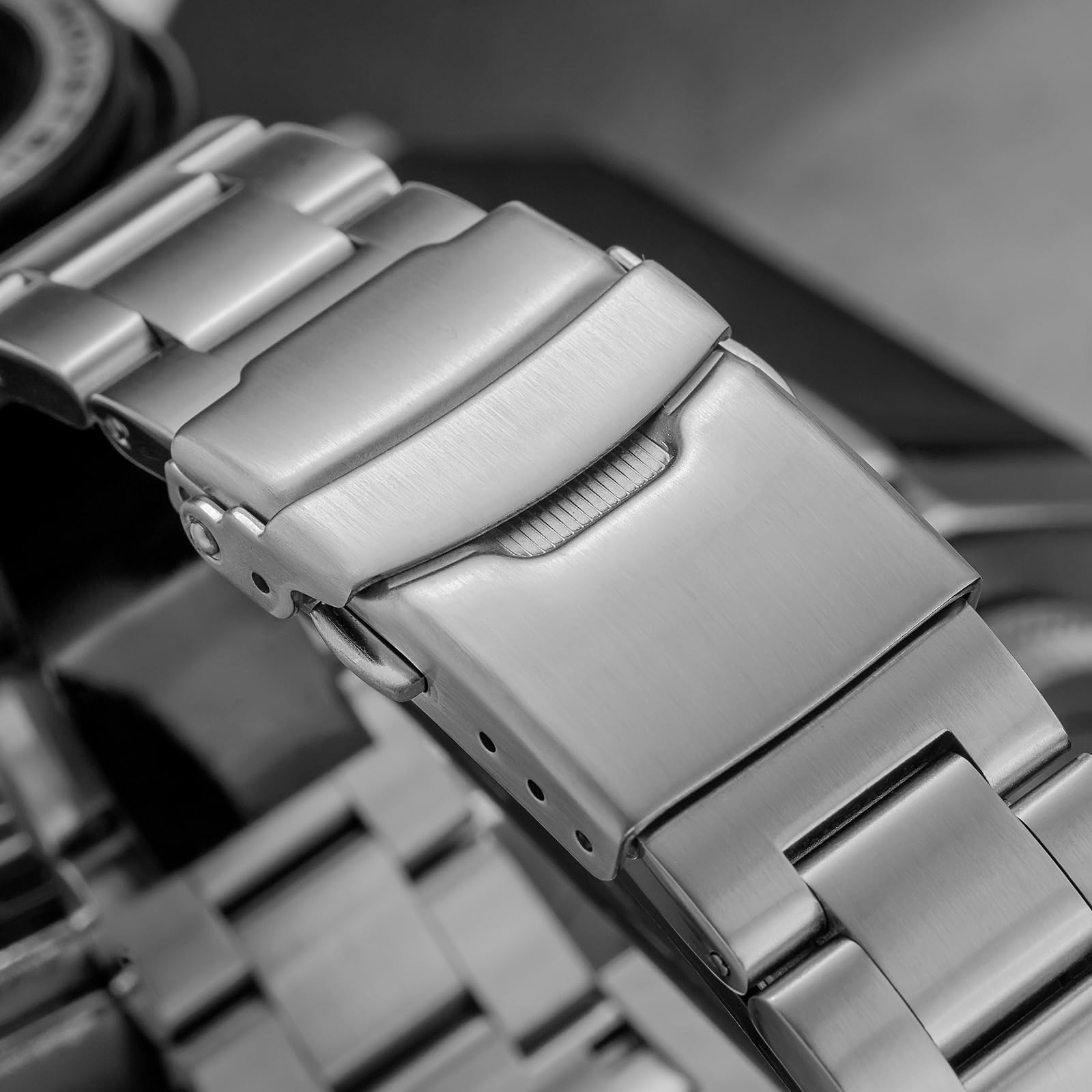 ADDIESDIVE Automatikuhr Herren BGW9 Leuchtend Saphirglas Uhrwerk 8215 mechanisch wasserdicht 200m analoge Herrenuhr Edelstahlarmband AD2536