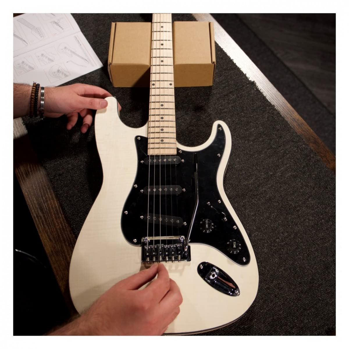 Gear4music DC DIY Gitarre Kit Baue deine eigene E-Gitarre PRO