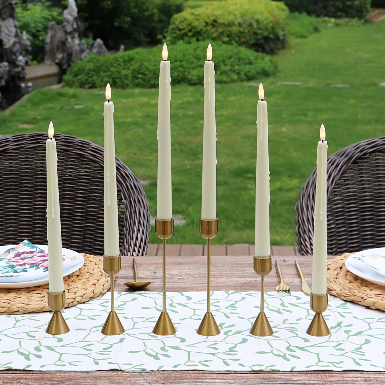 Rhytsing Lot de 6 bougies Conception dégoulinante Chandelier ivoire sans flamme avec 2 Télécommandes pour Noël - H29 cm