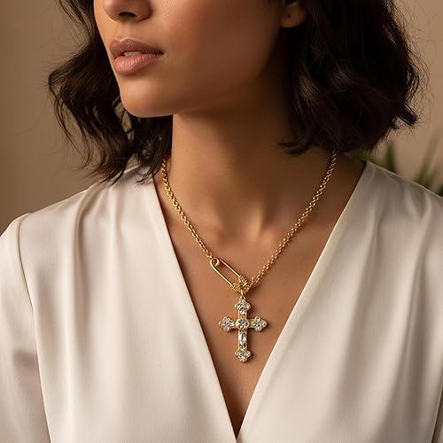 Miniatura 4 de Collar de cruz de oro para mujer, delicado collar con colgante de cruz chapado en oro de 14 quilates, collar de moda con dije de fe para mujer
