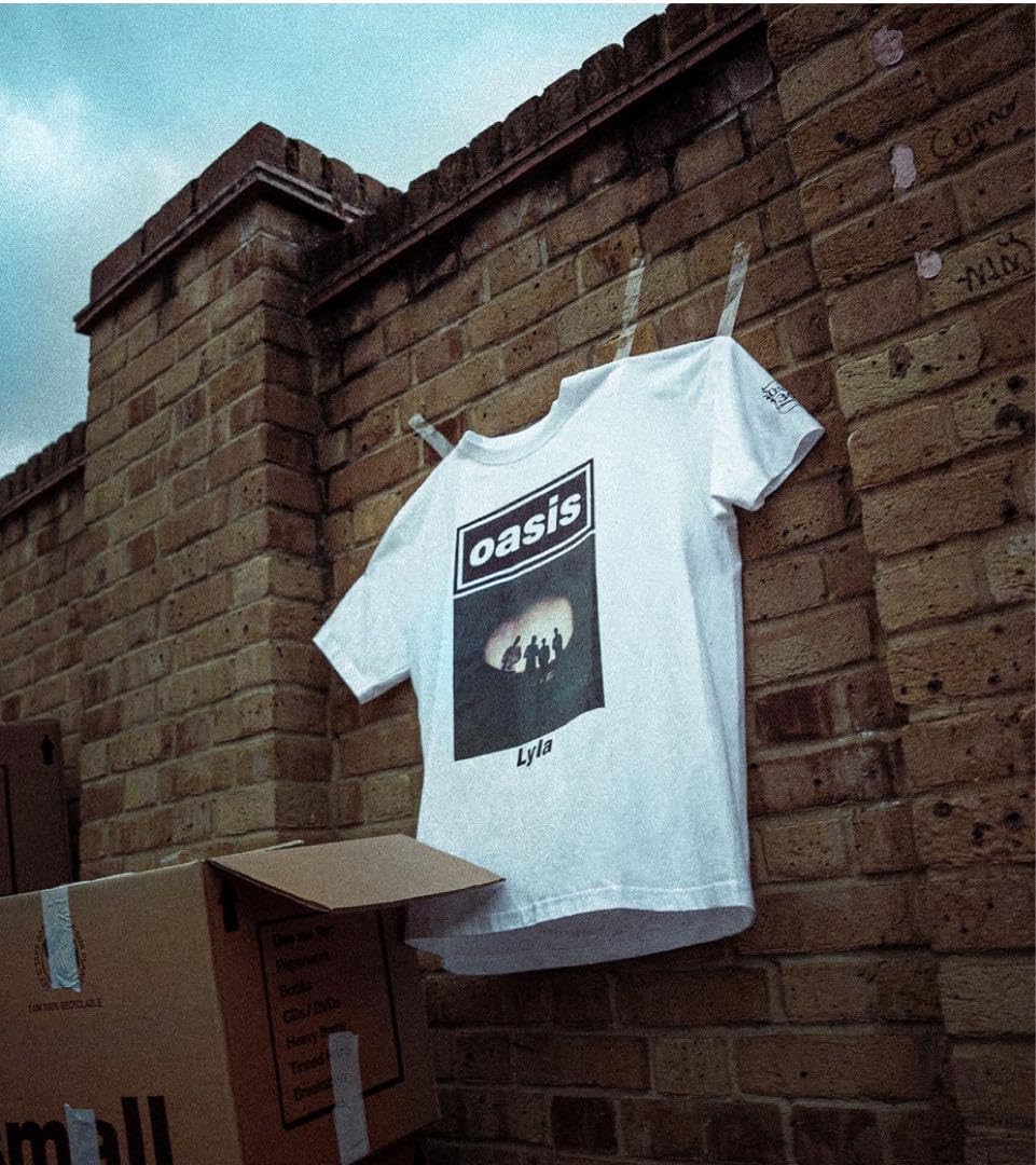 Amazon.co.jp: ADAM ET ROPE x Oasis Tシャツ “Lyla”XLwhite : おもちゃ