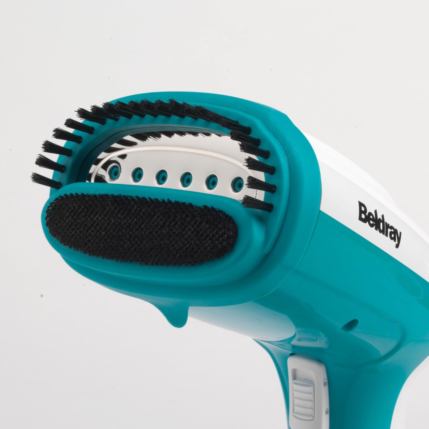 Steamer head with brush attachment