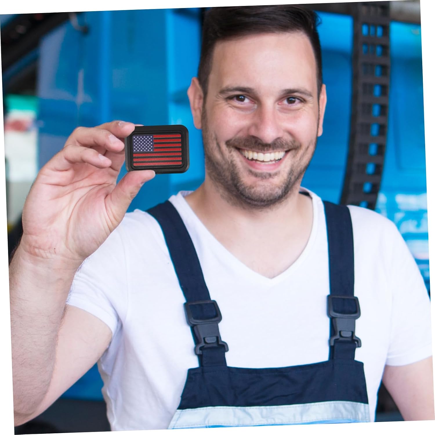 2pcs Ram Truck Bed Cover Modification Towing Accessory Bed Rail Pile Cover Patriotic Element Car Plug Hitch