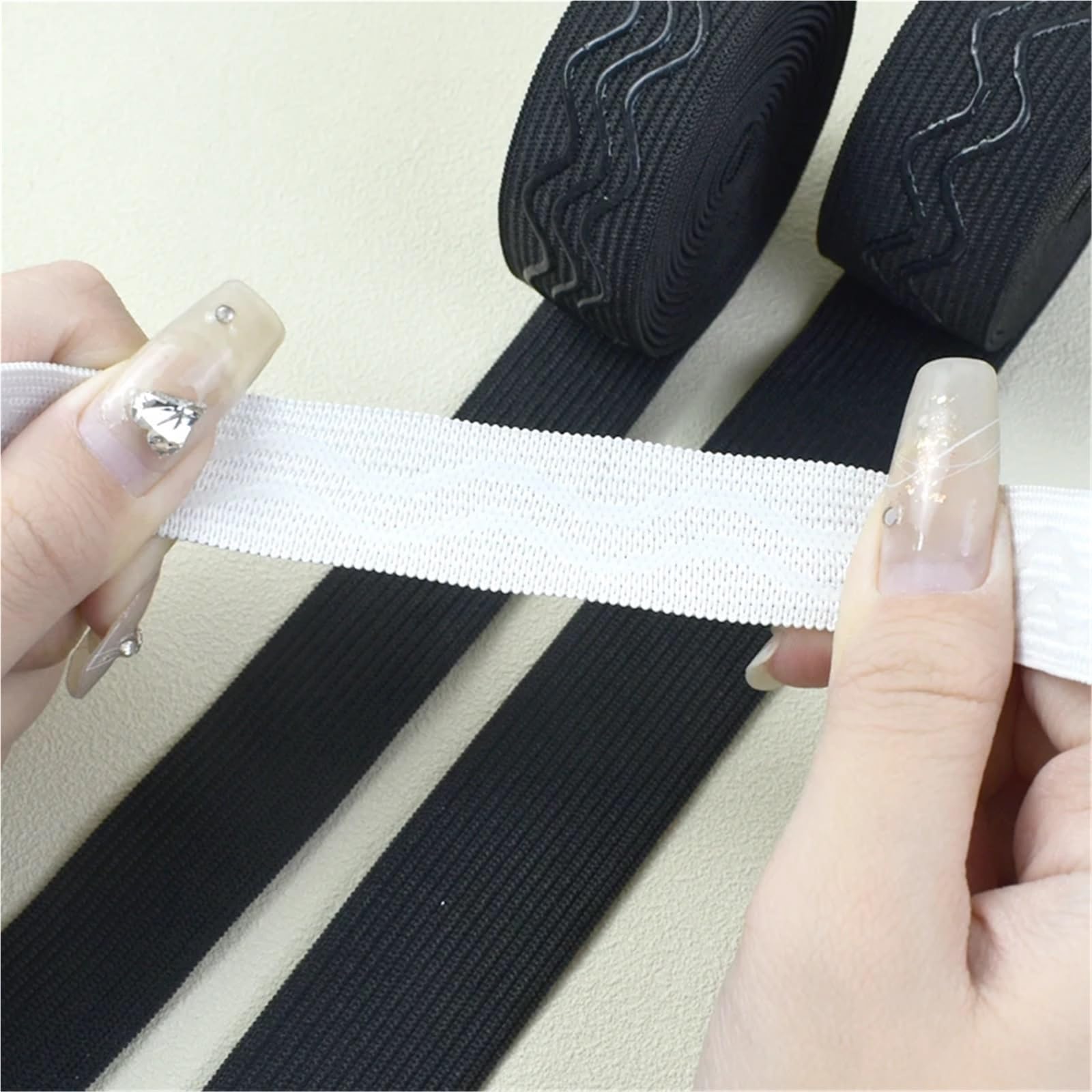 5-20M 25mm Fascia Elastica Antiscivolo for Biancheria Intima Cinghia in Silicone Ondulato Cintura Nastro Elastico Accessori for Cucire Fai da Te(EB013-Black1,20Meters)