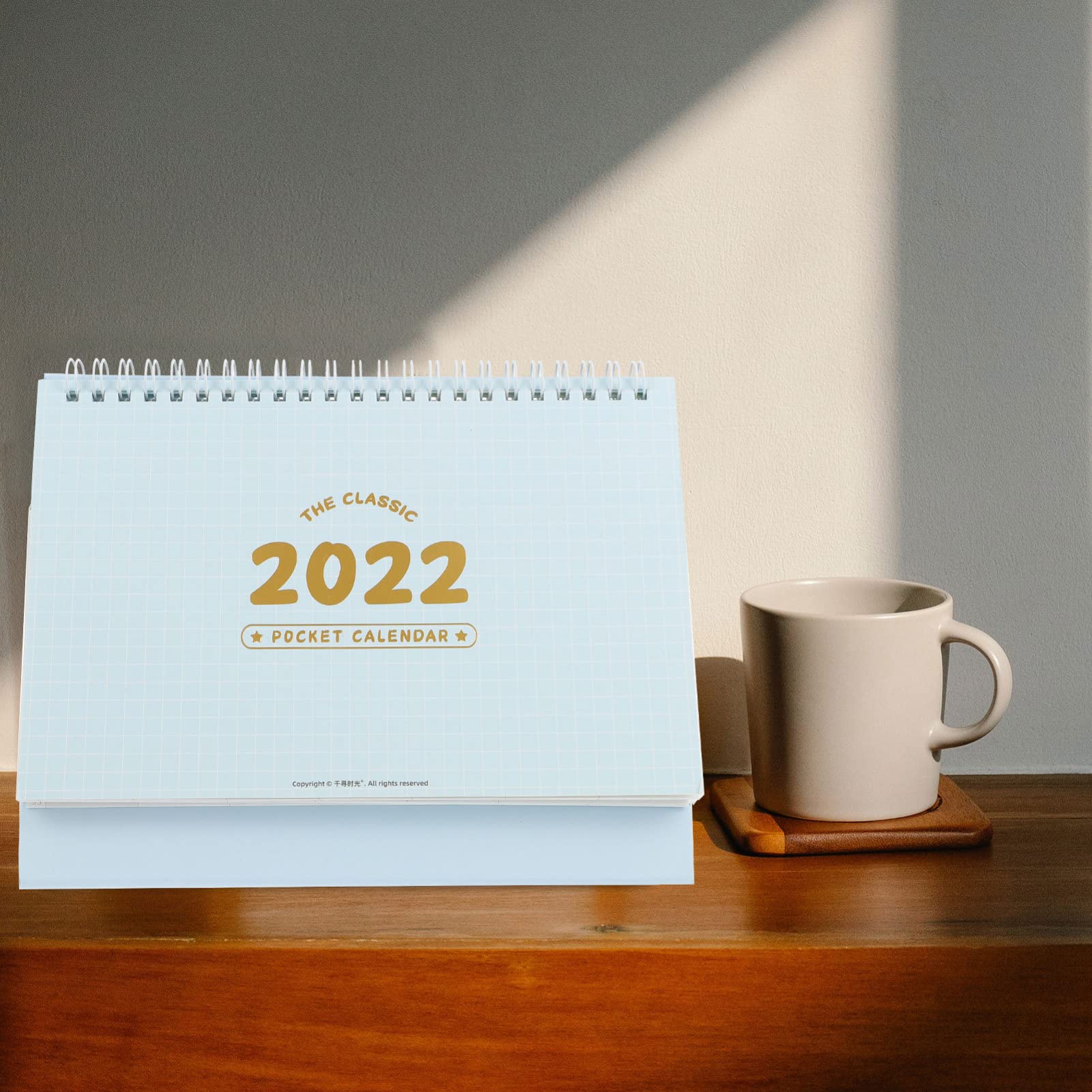 5 Sets 2022 Einfacher Taschen-Schreibtischkalender Tischkalender mit Aufklebern Papier Desktop-Kalender Modeaufkleber Bürodekor Bürokalender Stehender Flip-Kalender 2022 Mini-Zelt