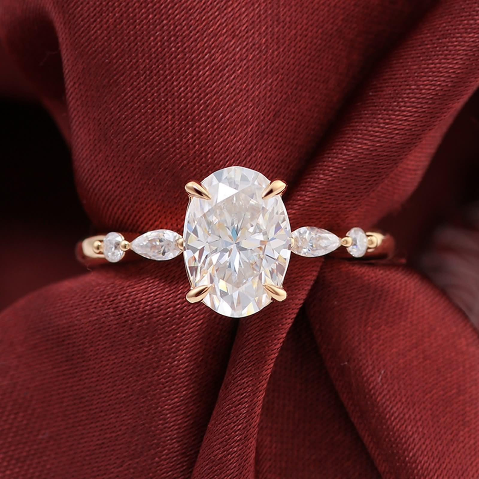 Anillo vintage para mujer, delicado con 4 garras, moissanita ovalada de oro amarillo, regalo de aniversario de boda