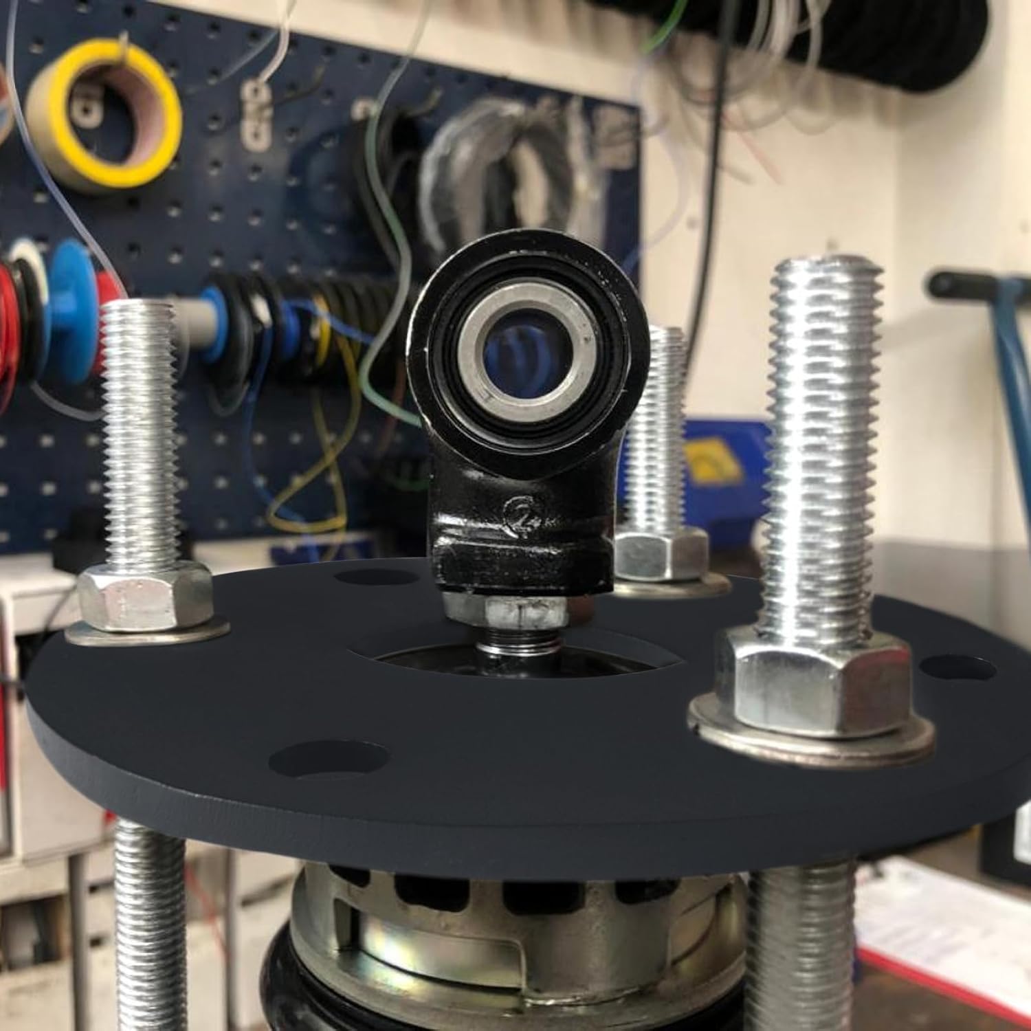 Strut Compressors Shock Spring Compression Tool For Harley M8 Shock Extensions Lift Kits Softail Lowering Kit Low Rider S Street Bob Fat Boy Fat Bob Breakout Sport Glide Deluxe pre-load adjuster