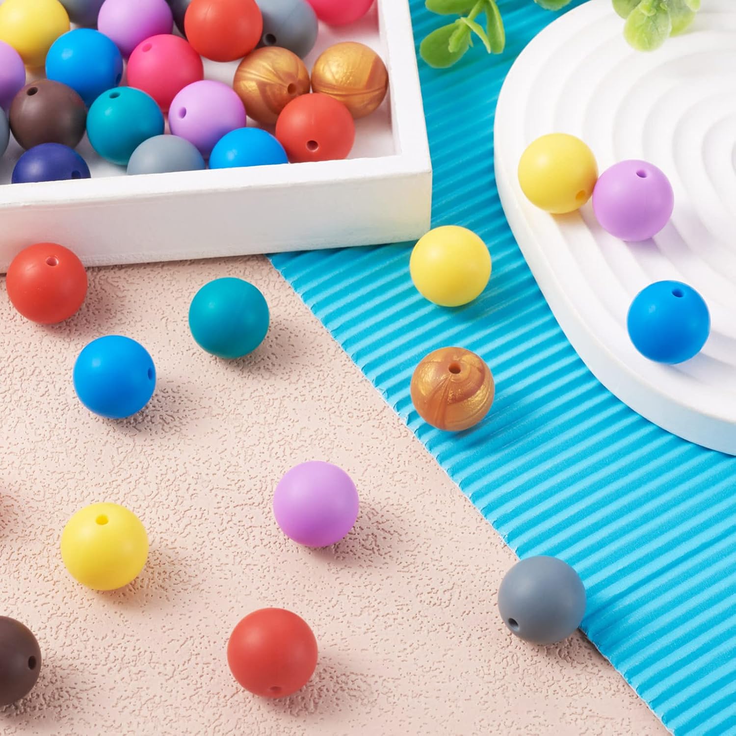 Craftdady 120Pcs 15mm Round Silicone Beads 12 Colors Bubblegum Ball Beads Round Focal Beads Kit for Pens Keychain Making DIY Jewelry Gift Crafts