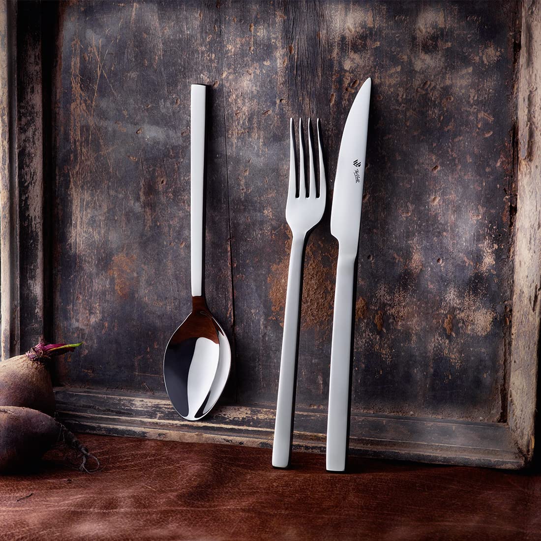 PW Paul Wirths EDGE 8100 Besteck Set 60-tlg., polierter 18/10 Edelstahl | Rostfrei, spülmaschinenfest, Wellenschliff-Messer, praktischer Besteckkasten und Kaffeelöffel sind inklusive