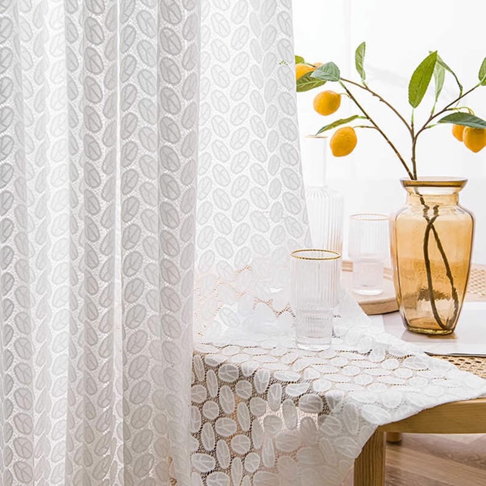 Beydodo Rideaux Voilage Salon Lot de 2, Rideau Transparent Chambre 102 x 183 Oeillet, Dentelle Blanche Brodée De Feuilles