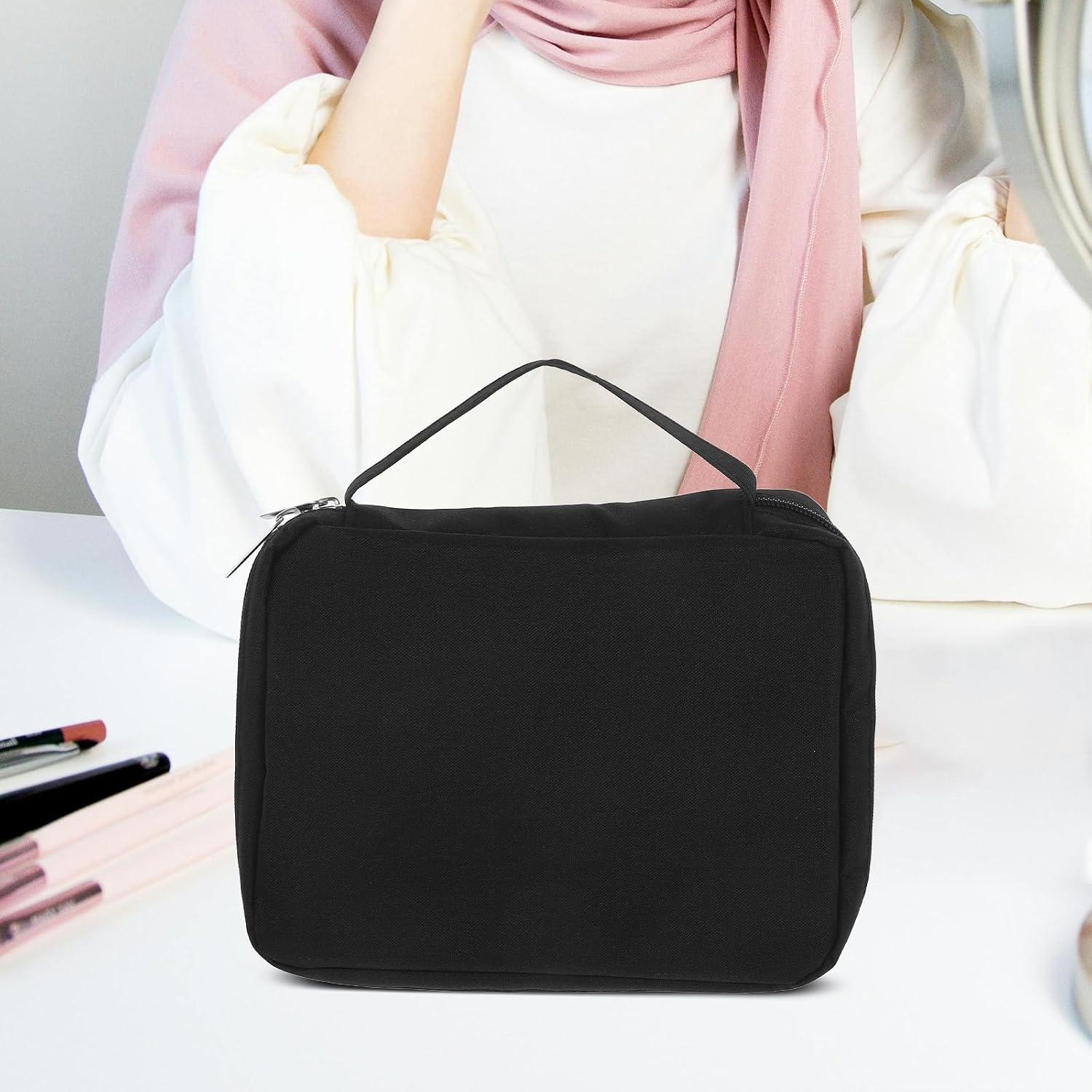 Hanging Hair Accessories Organizer Bag with Hairband Holder and Travel-friendly Design, Portable Polyester Storage for Ties and Scrunchies