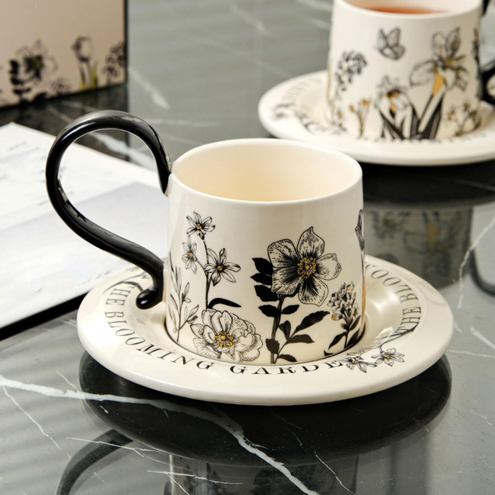 Tee Tasse mit Untertassen und Löffeln | Kaffeeset Für Milch Cappuccino Saft Bier Café Restaurant Küche Geburtstag