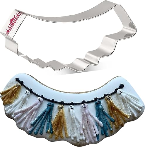 LILIAO Janka - Cortador de galletas para fiesta de cumpleaños, 4.4 x 2 pulgadas, cortadores de molde de pan para sándwich de fondant, acero