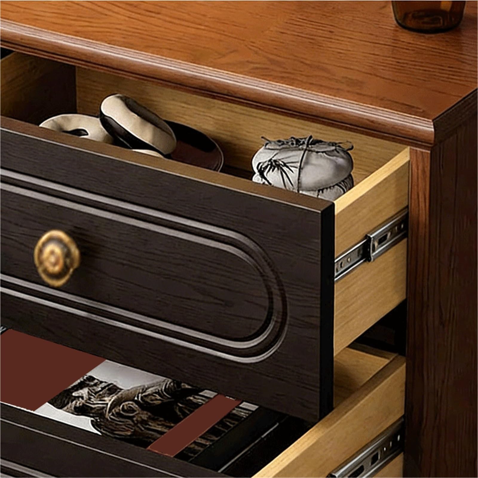 Versatile Comodino Vintage in Legno Massello Stile Antico
