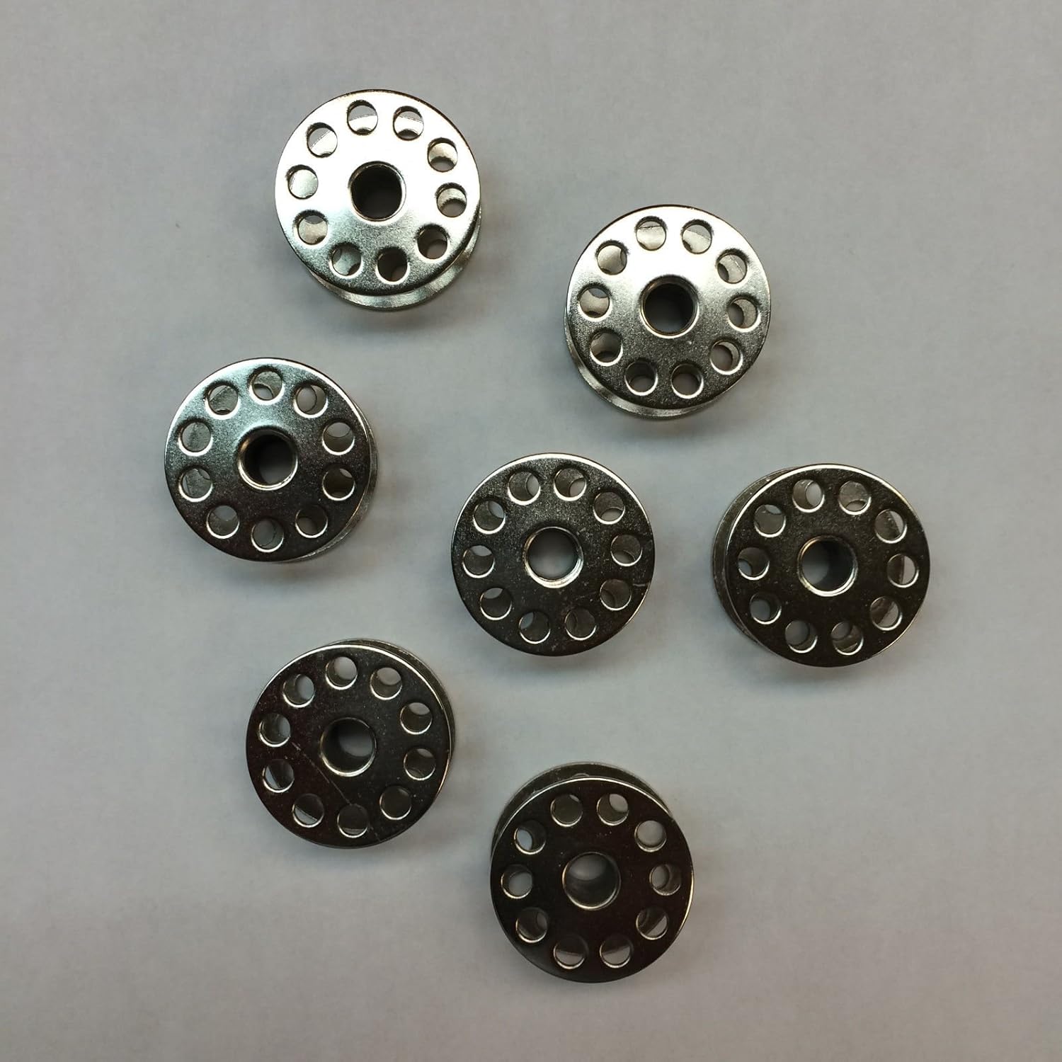 Consew 205RB 206RB Industrial Sewing Machine Metal Bobbins