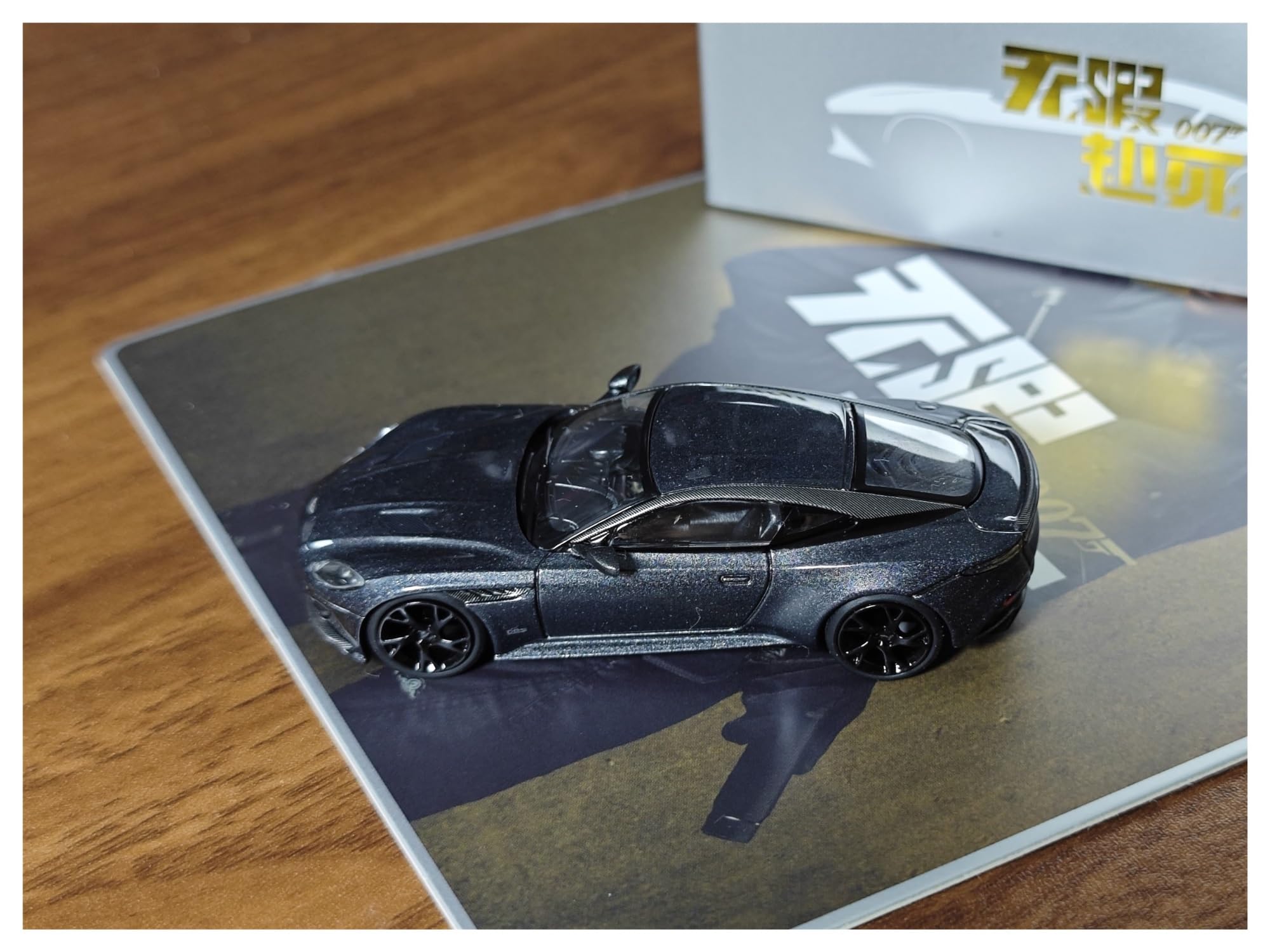 Metallo Scala Replica 1 64 Per Atuns Martin DBS Alloy Sedan Mini Ornamenti Per Veicoli Da Collezione E Compleanno Hobby Veicoli Giochi Set