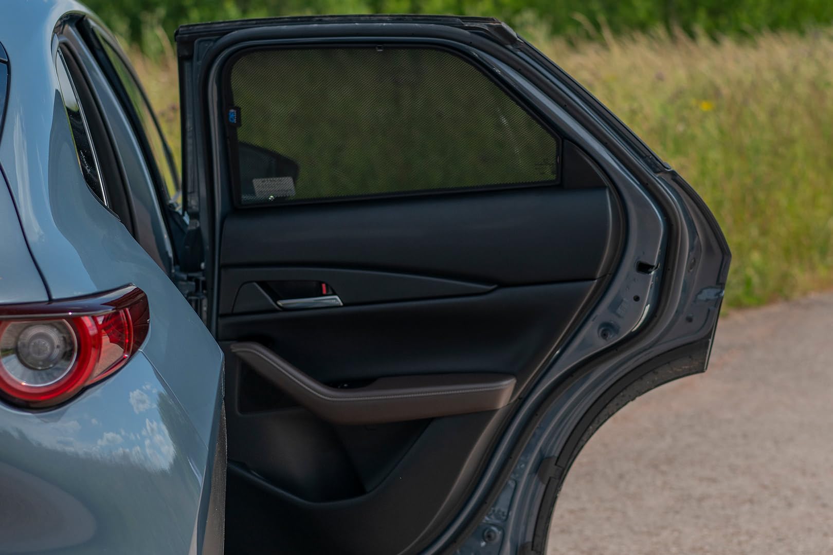 Set de Car Shades (Portes arrières) Compatible avec Mazda CX-30 5 Portes 2020- (2-pièces) Pare-Soleil sur Mesure pour Voiture