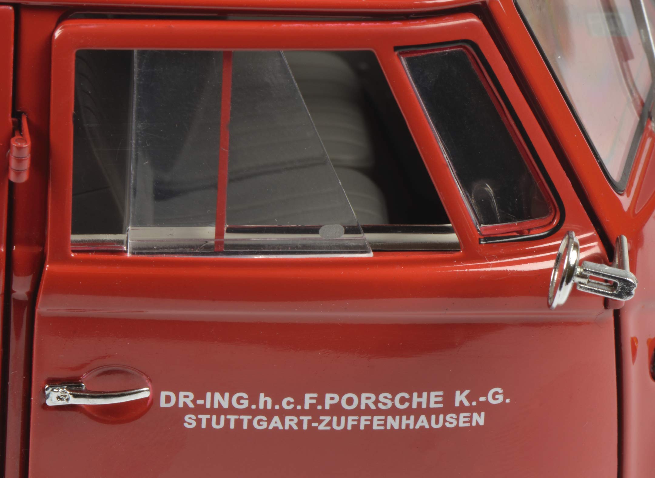 Schuco 450029900 VW T1 Box Porsche, Racing service, Model car