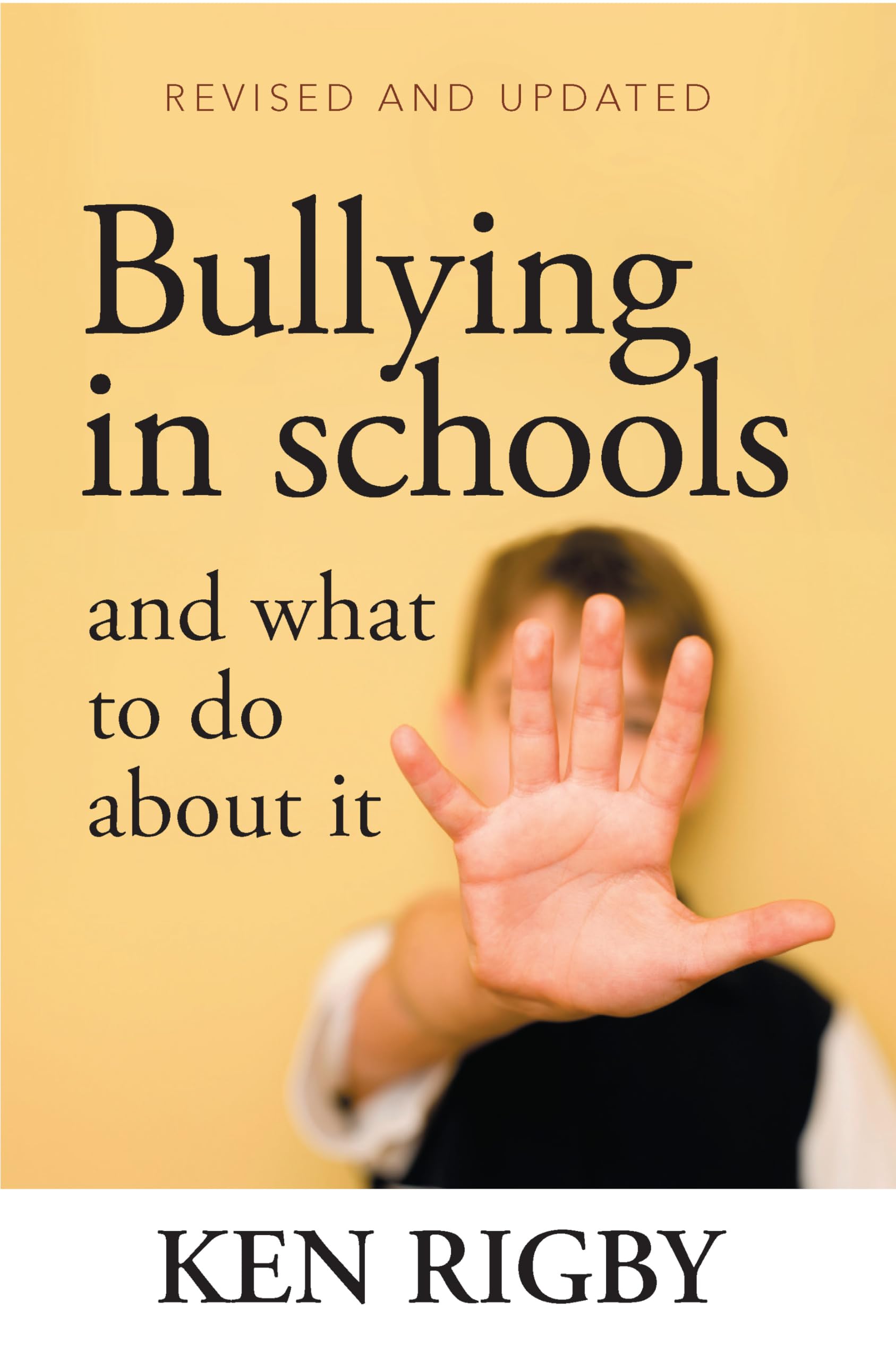 Buy Bullying in Schools: And What to Do About It — BookShops.in