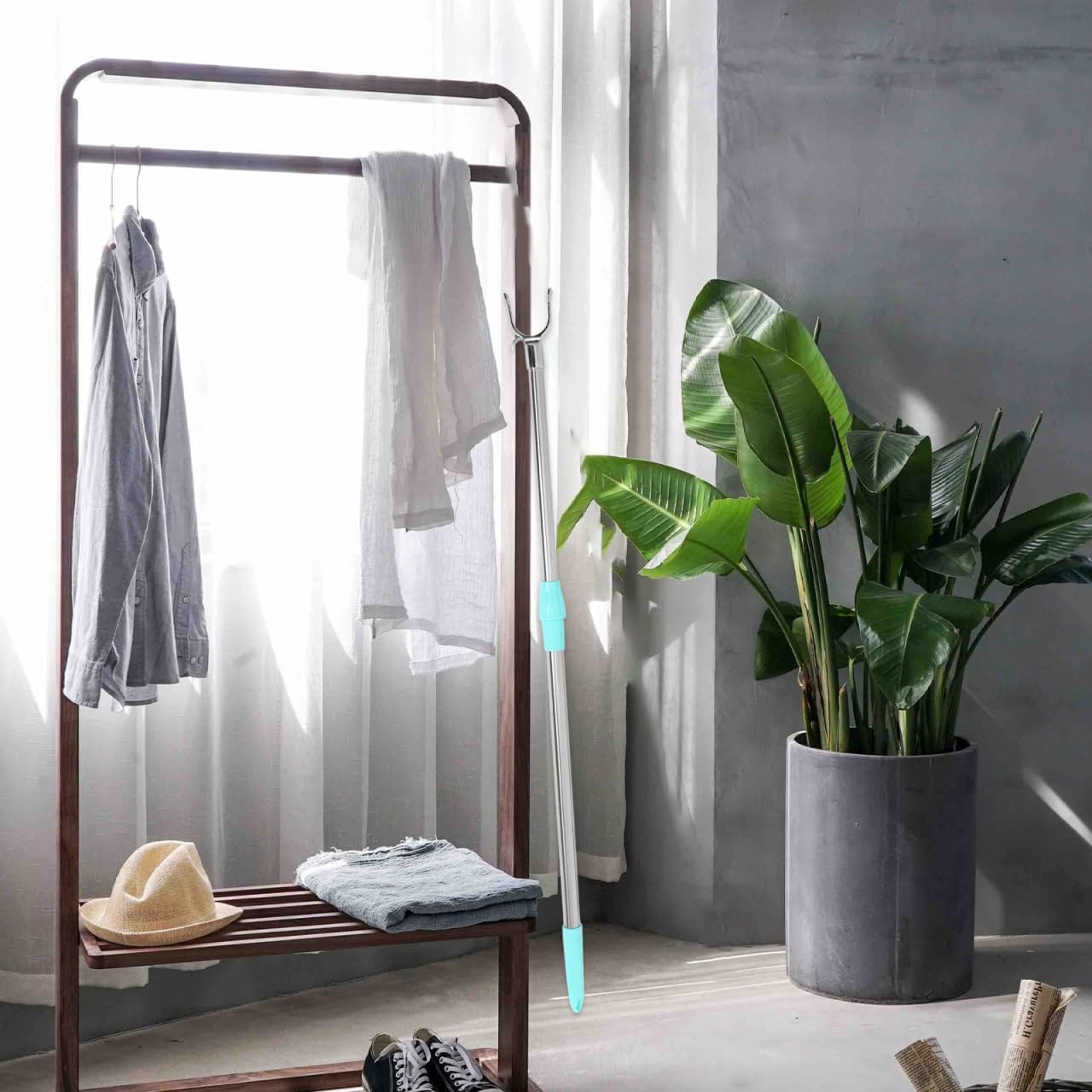 CHILDWEET 2Pcs Adjustable Telescoping Clothes Reach Stick Retractable Clothesline Pole for Easy Drying Extendable Clothes Rod for Closet and Laundry Use and Convenient Clothes Drying