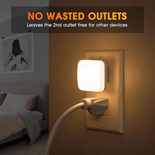 Miniatura 6 de Luces nocturnas LED enchufables a la pared, paquete de 4 luces nocturnas con sensor de luz del atardecer al amanecer, luz nocturna cuadrada de 0.3 W