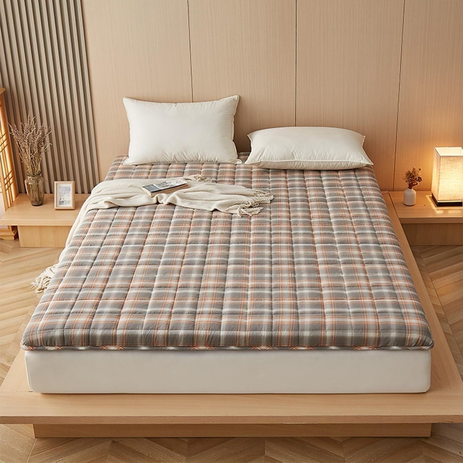 Materasso futon pieghevole portatile con cuscini traspiranti materasso per ospiti ispessito per letti singoli e matrimoniali, design giapponese trapuntato