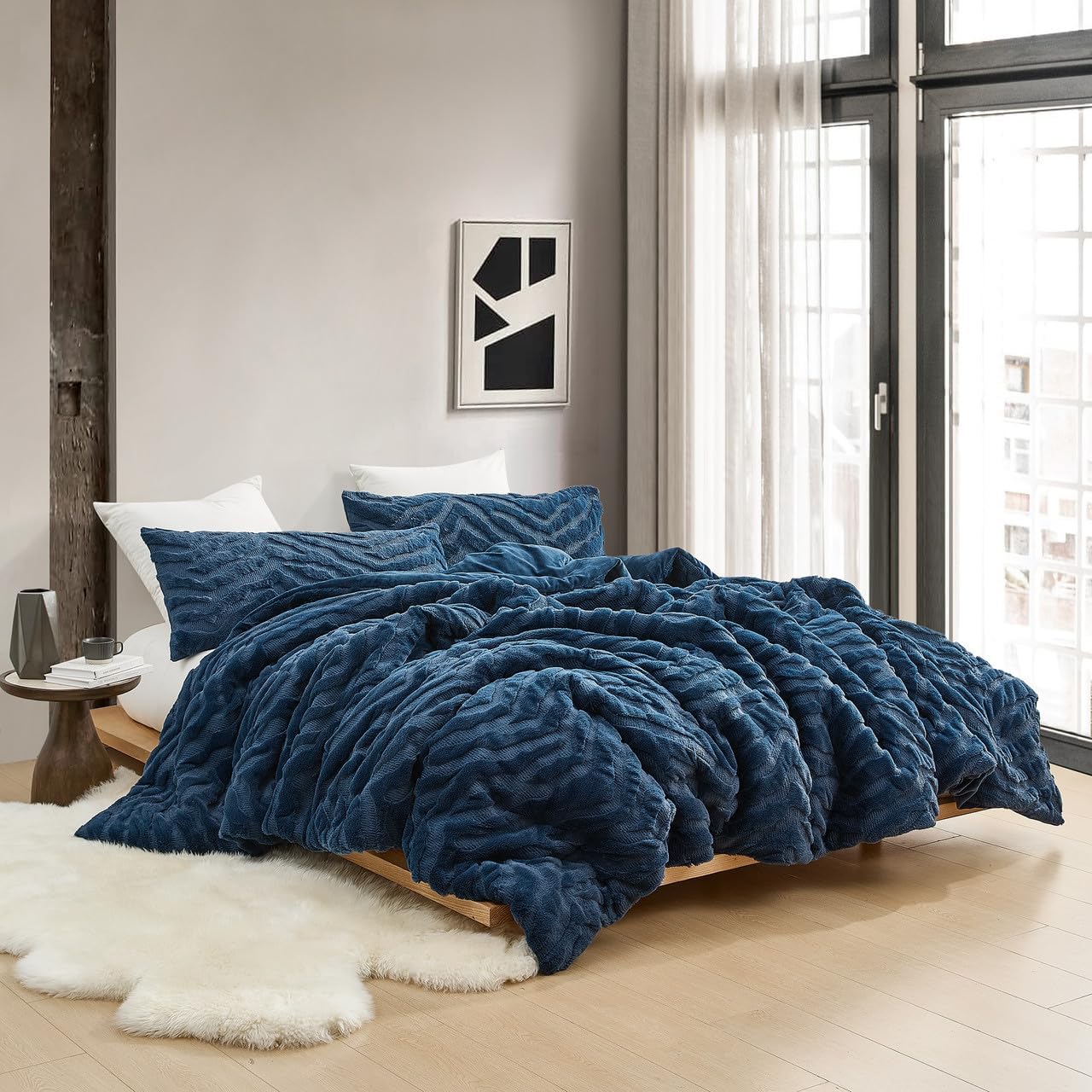 Coma Inducer Tiger Plush Alaskan King Comforter Set - Navy