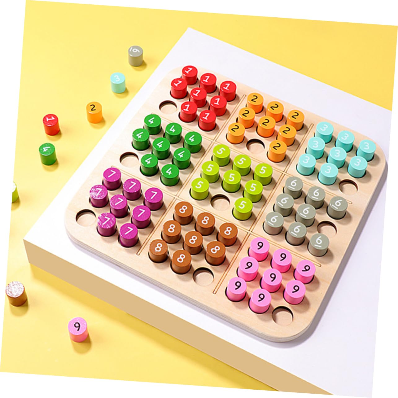 UPKOCH Holz Sudoku Brettspiel Lernspiel Denkspiel Holz Steckspiel Denkspiel für Vorschule Hand Augen Koordination und Gedächtnistraining Tragbar und Langlebig