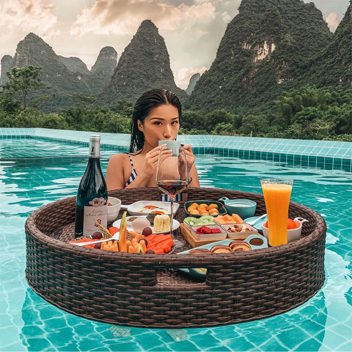 TAHALI Plateau Flottant Piscine Rotin, Flottant Rotin, Piscine Plateaux Flottants dans La Piscine pour Servir des Boissons, Un Brunch Et De La Nourriture sur l'eau,60 * 60 * 20-coffeecolor