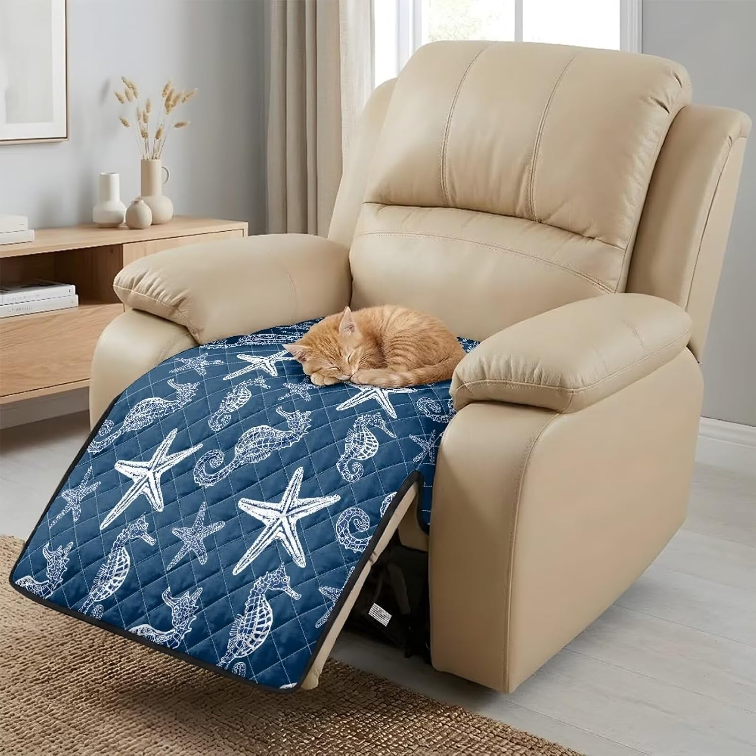Blue Seahorses Starfishes Print Recliner Chair Cover, Anti-Slip Quilted Recliner Couch Slipcover, Washable Furniture Protector for Living Room, Fits Most Standard Recliners